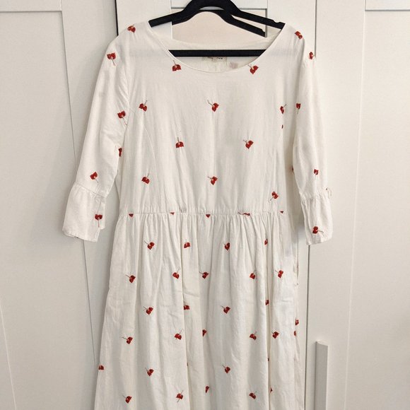 Romantic A-Line Embroidered Flower Dress - Picture 1 of 3